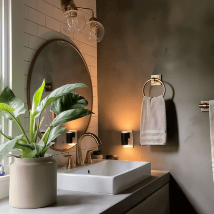 AmbiPlug – Einstellbare LED-Wandleuchte mit Sensor