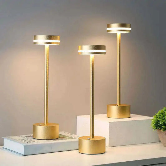 Aurea | Die luxuriöse kabellose Tischlampe in Gold