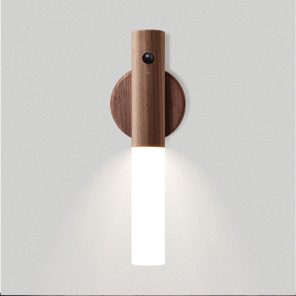 Alba | Kabellose Wandleuchte im warmen Holzdesign